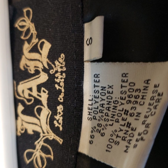 Black A Lined Dress - Picture 5 of 7